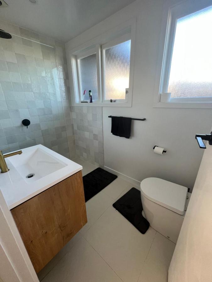 Orewa Homestay Rooms Auckland Esterno foto